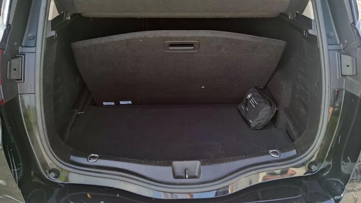 renault-scenic-2017-diesel-1461cc