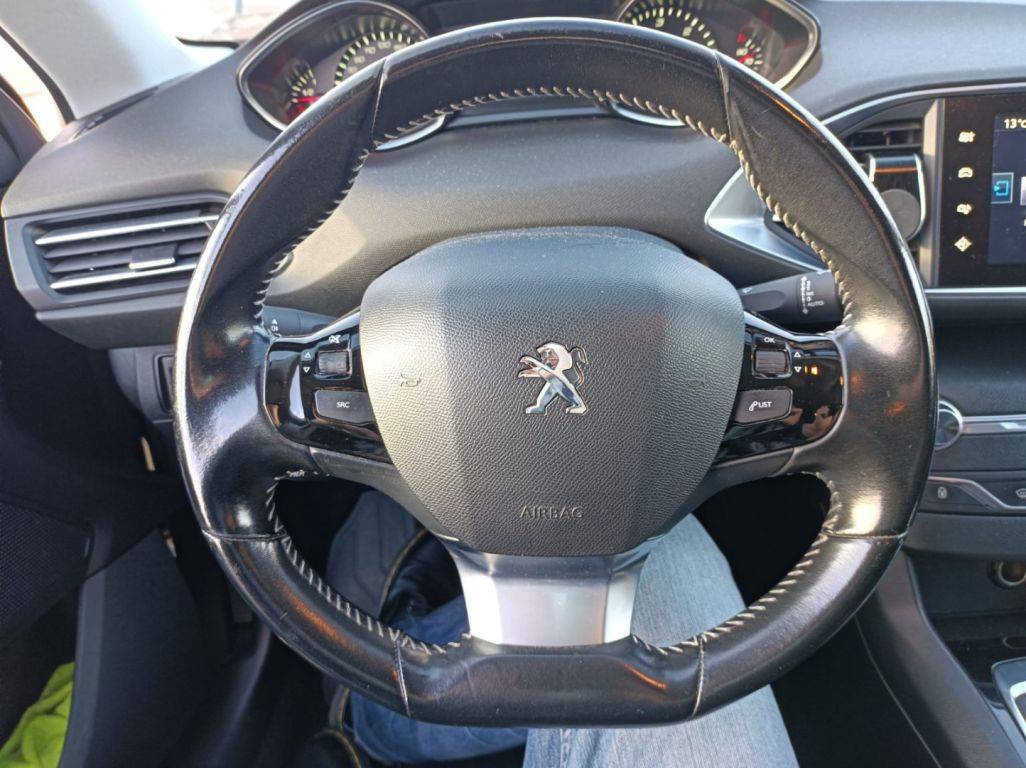 peugeot-308-sw-2017-diesel-1560cc