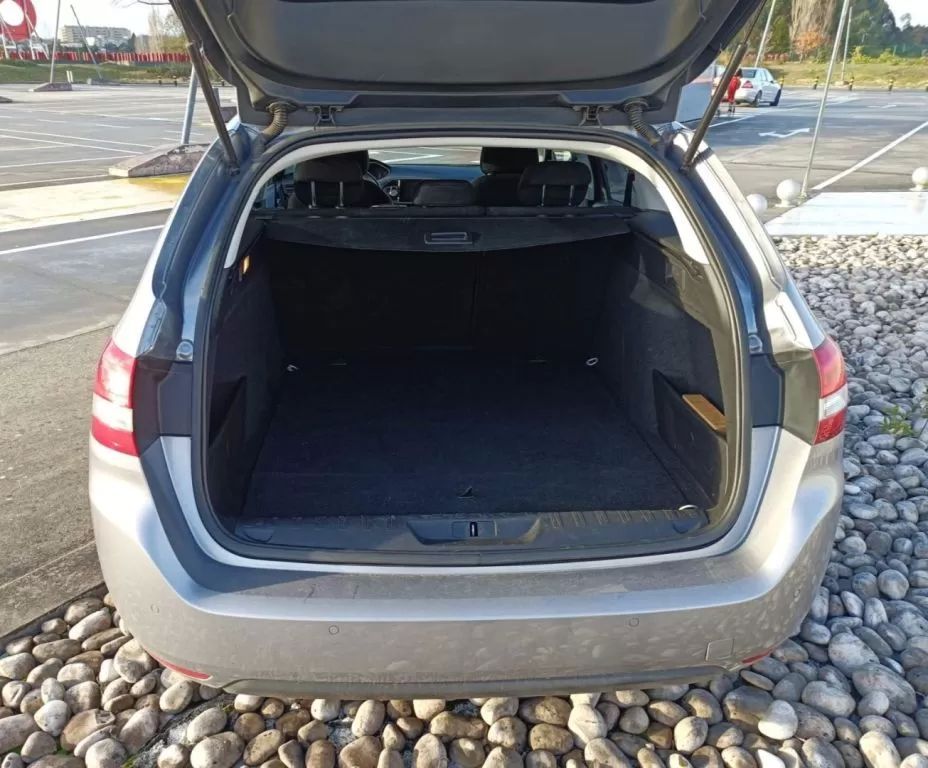peugeot-308-sw-2017-diesel-1560cc