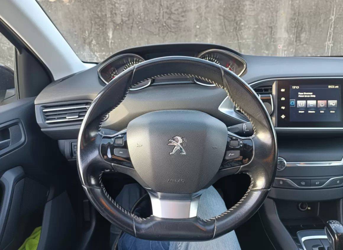 peugeot-308-sw-2017-diesel-1560cc
