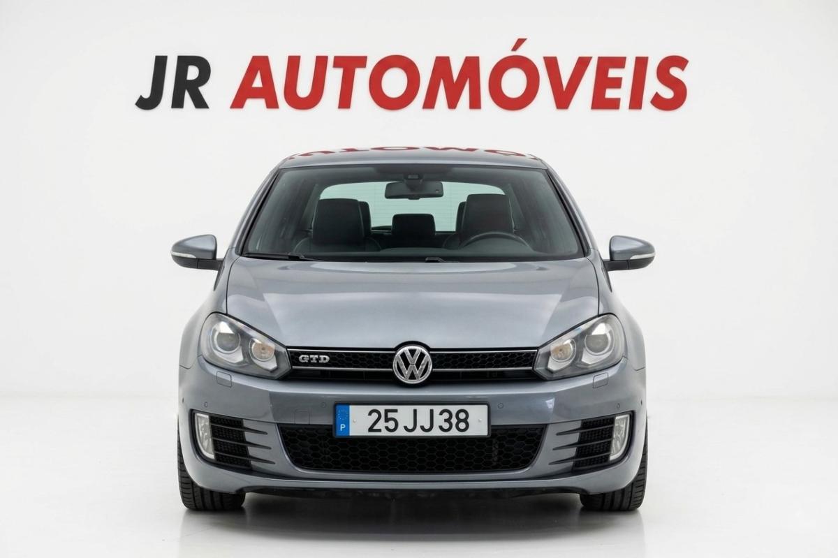 volkswagen-golf-2010-diesel-1968cc
