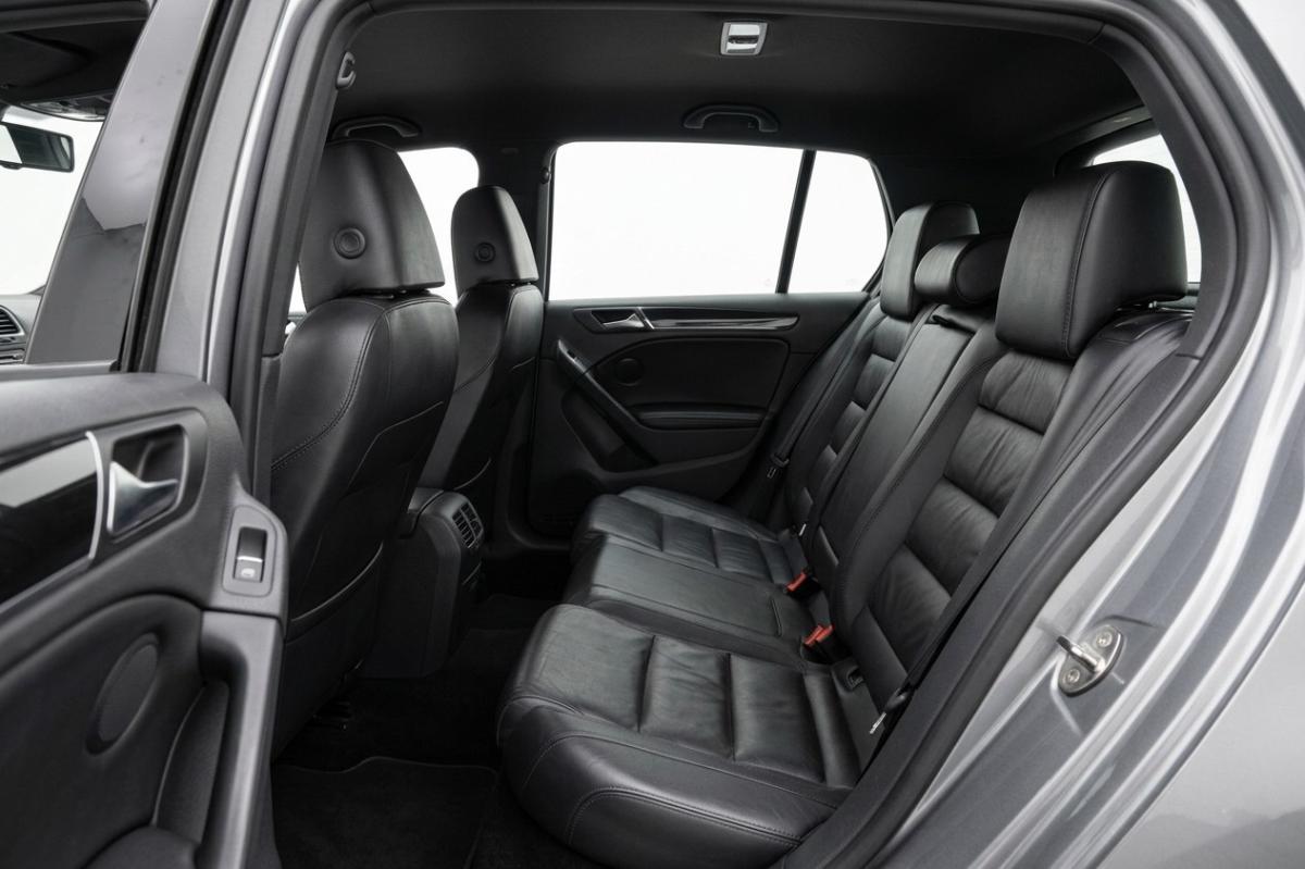 volkswagen-golf-2010-diesel-1968cc