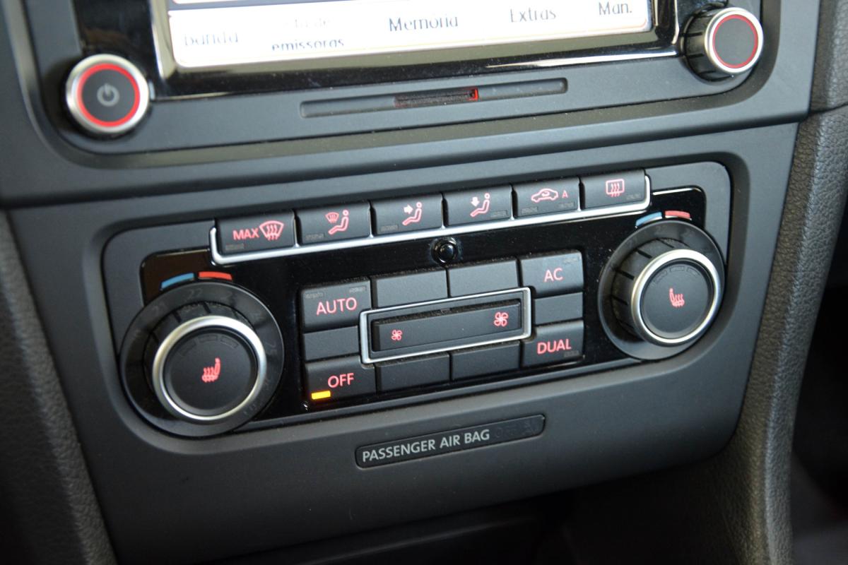 volkswagen-golf-2010-diesel-1968cc