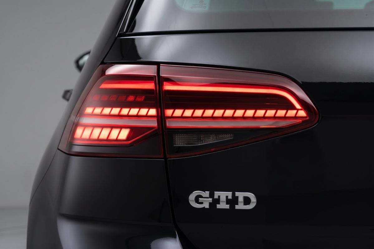 volkswagen-golf-2018-diesel-1968cc