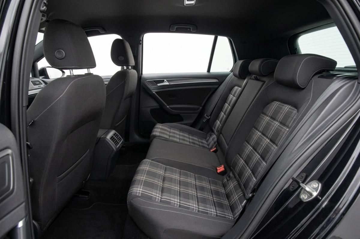volkswagen-golf-2018-diesel-1968cc