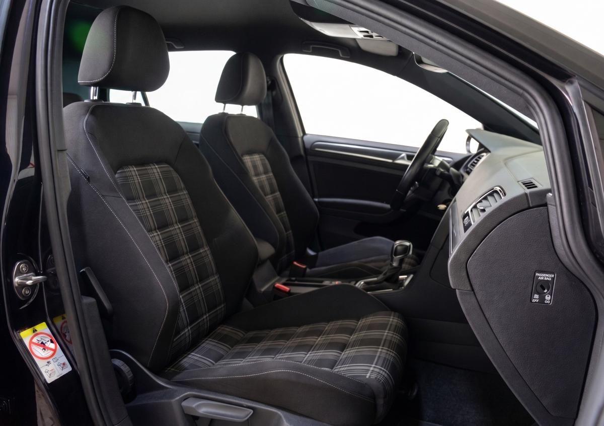 volkswagen-golf-2018-diesel-1968cc