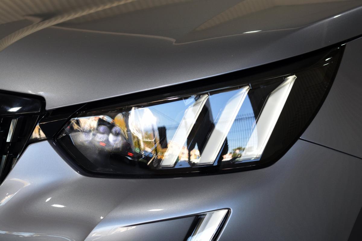 peugeot-2008-2020-gasolina-1199cc