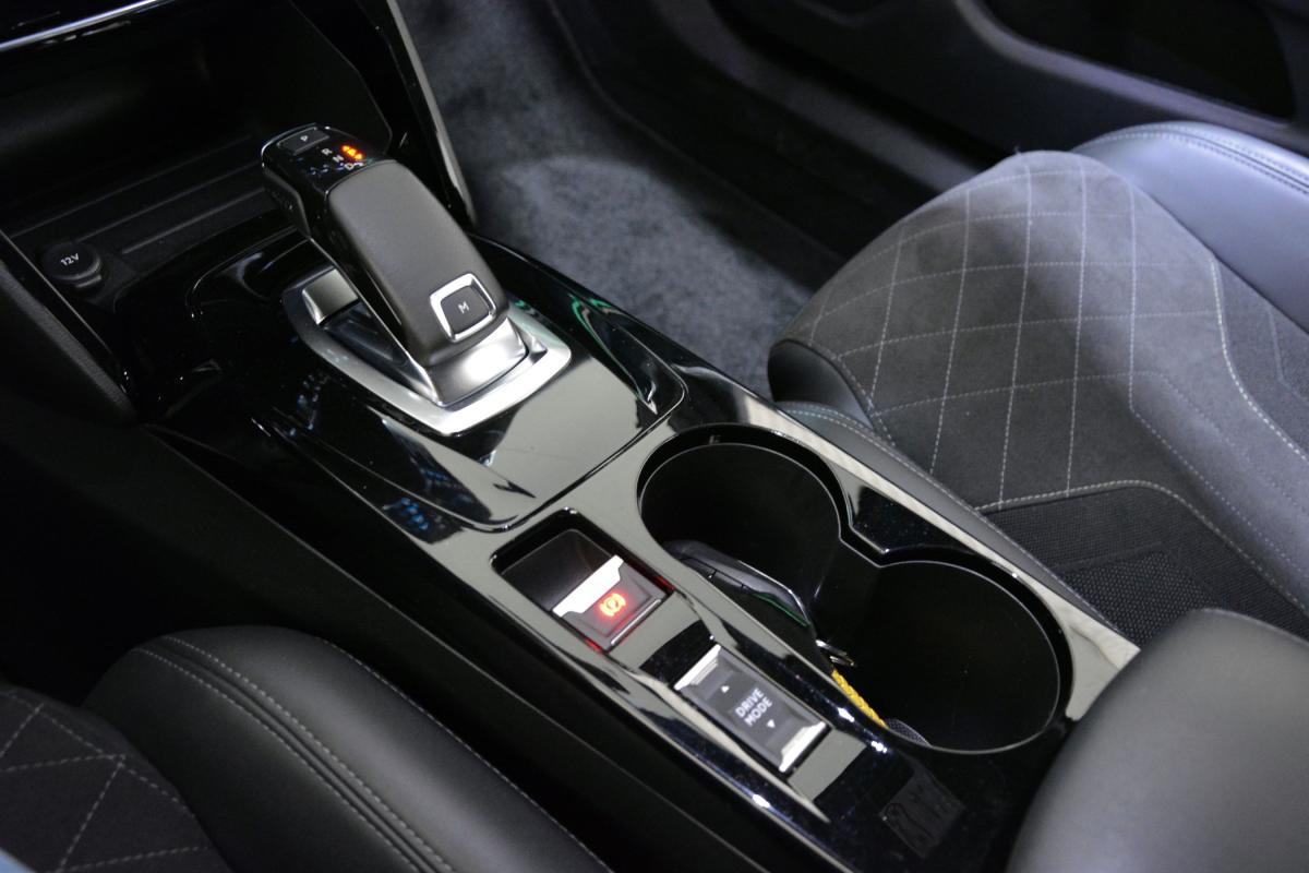 peugeot-2008-2020-gasolina-1199cc