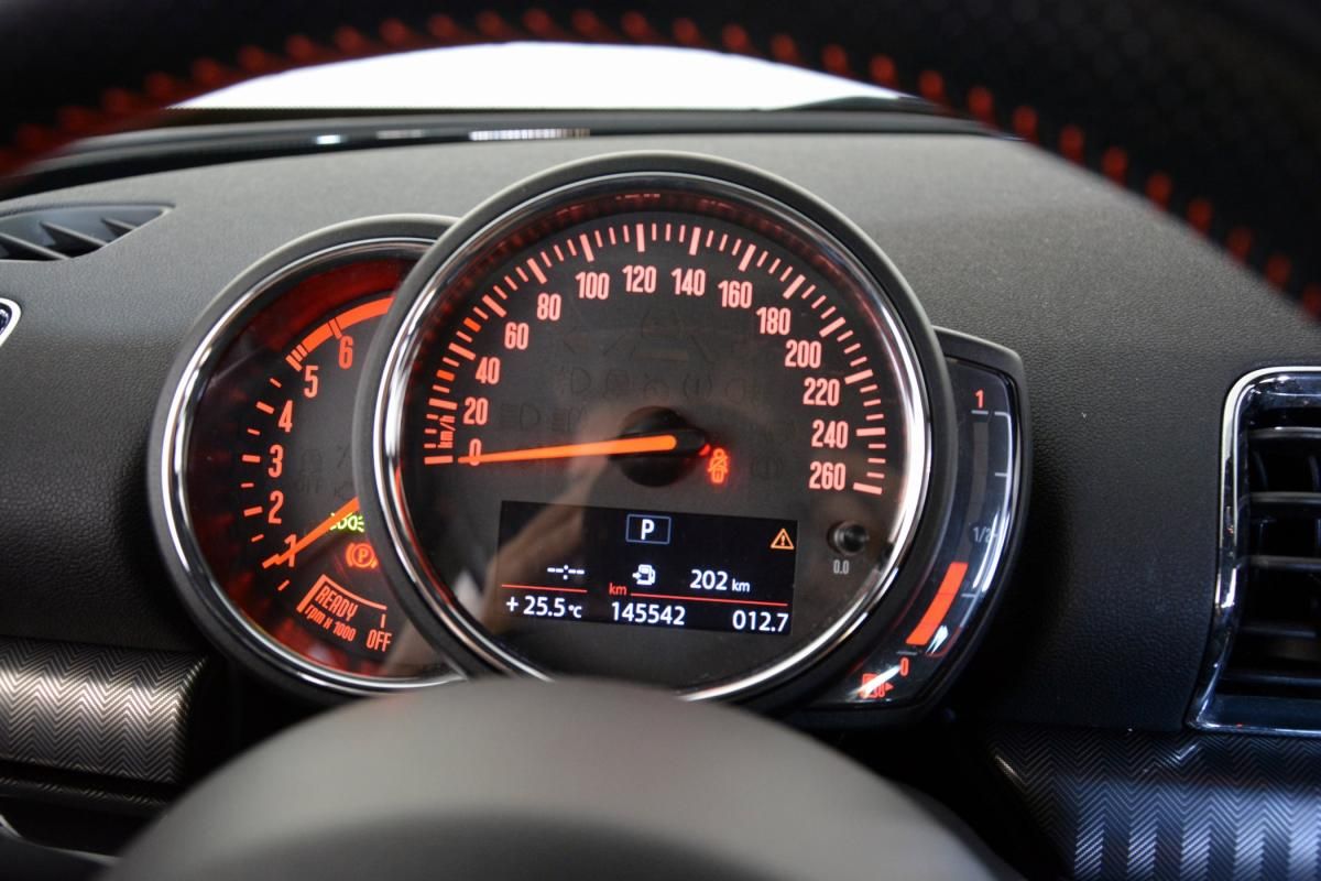 mini-clubman-2018-diesel-1995cc