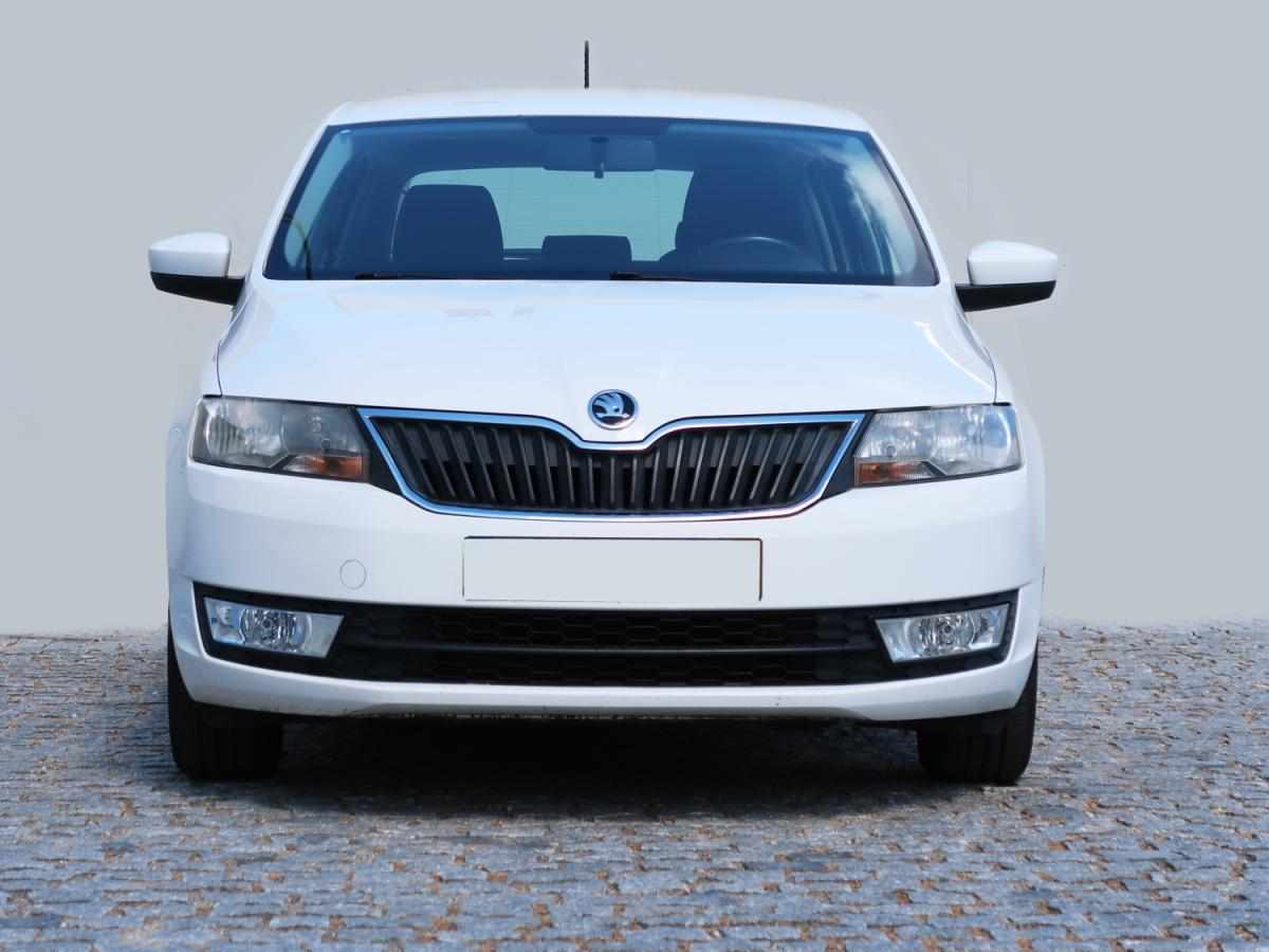 skoda-rapid-1-2-tsi-2015-gasolina-1197cc