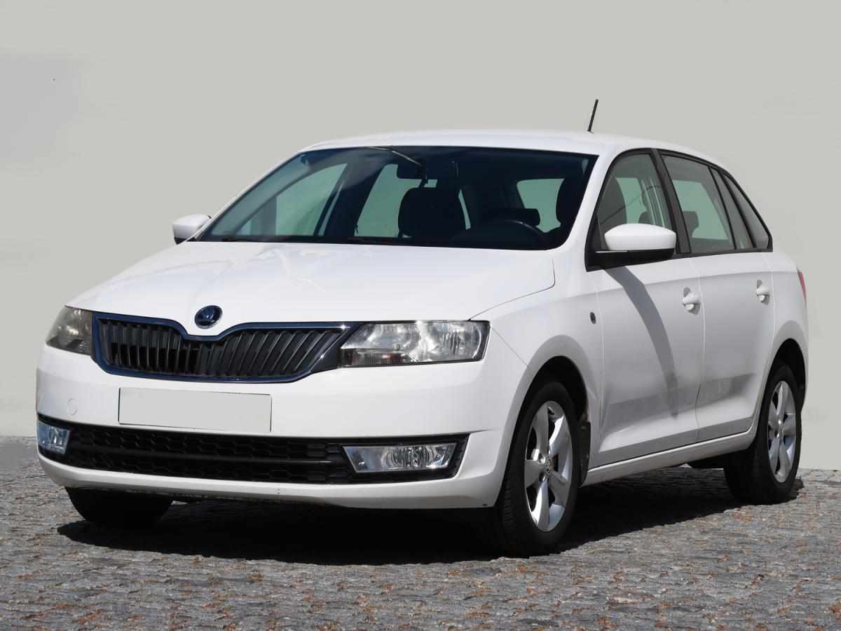 skoda-rapid-1-2-tsi-2015-gasolina-1197cc