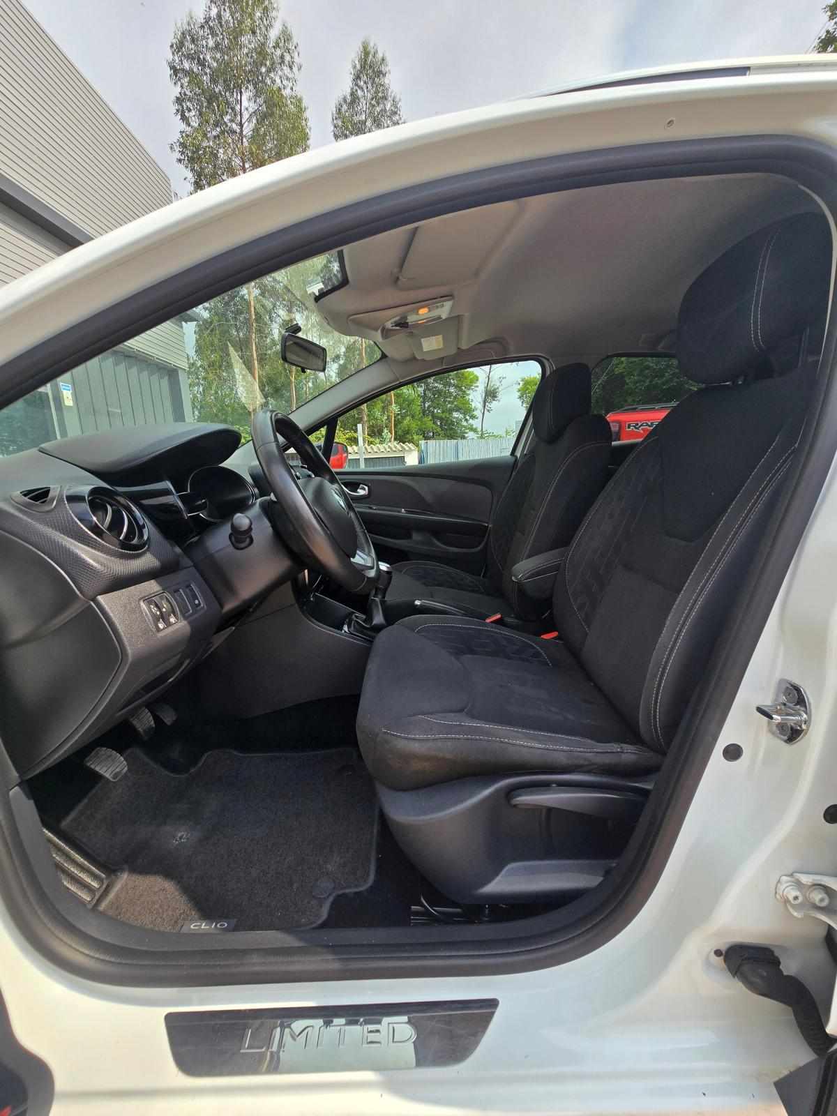 renault-clio-sport-tourer-2019-diesel-1461cc