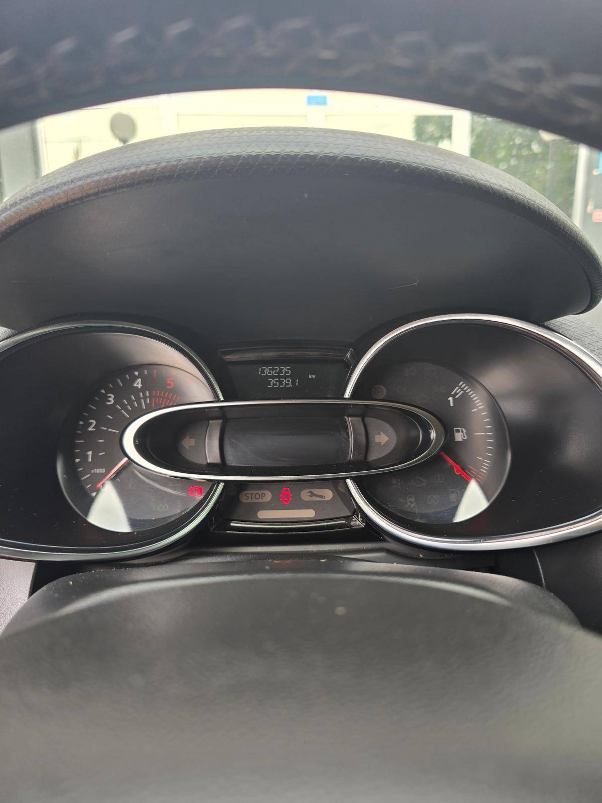 renault-clio-sport-tourer-2019-diesel-1461cc