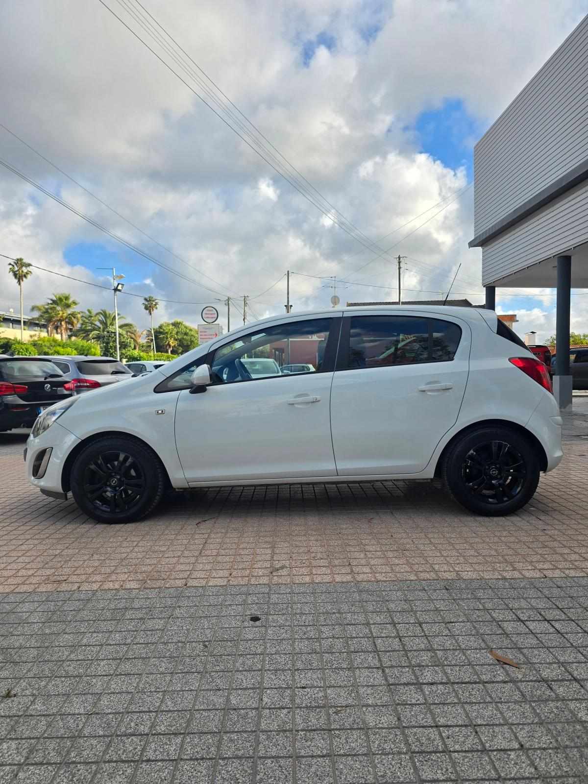opel-corsa-2014-diesel-1248cc
