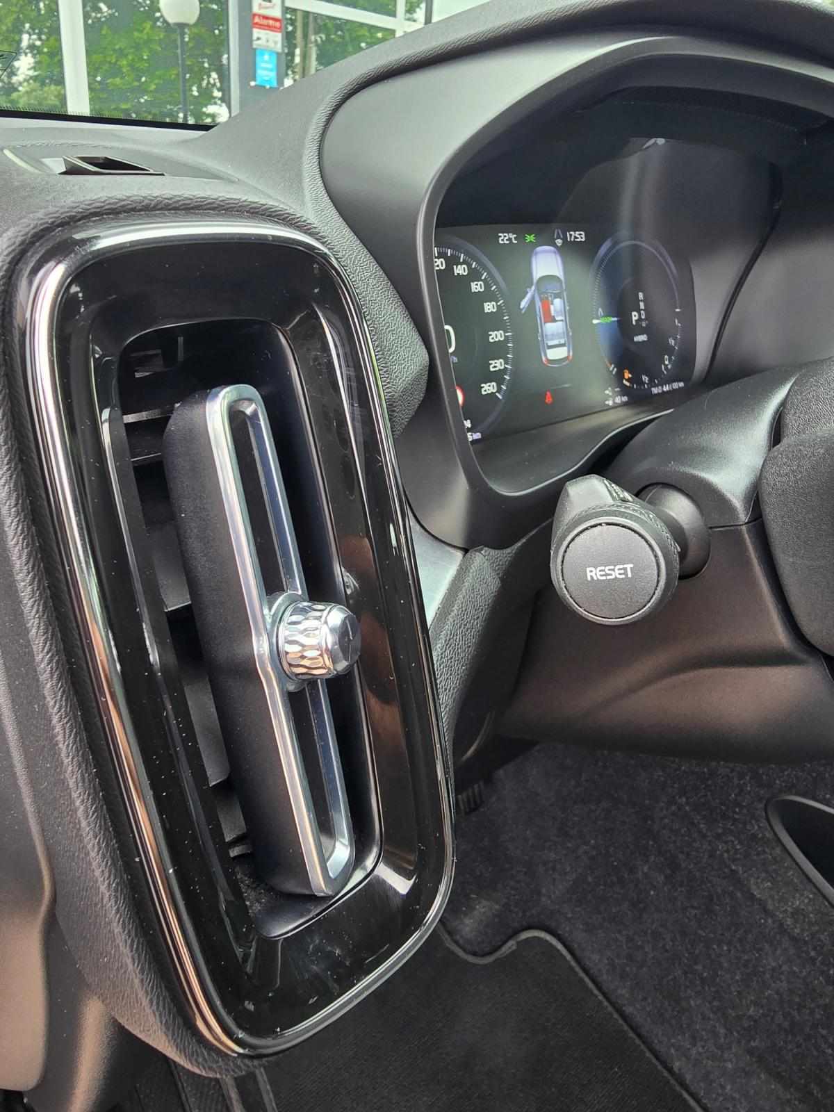 volvo-xc40-2021-hibrido-a-gasolina-1477cc