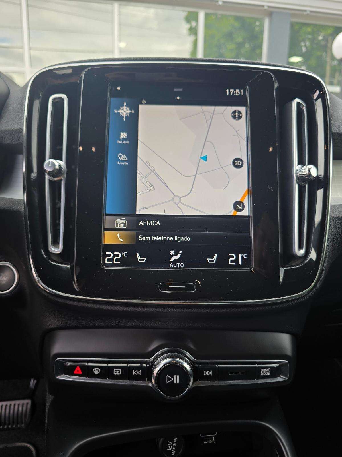 volvo-xc40-2021-hibrido-a-gasolina-1477cc