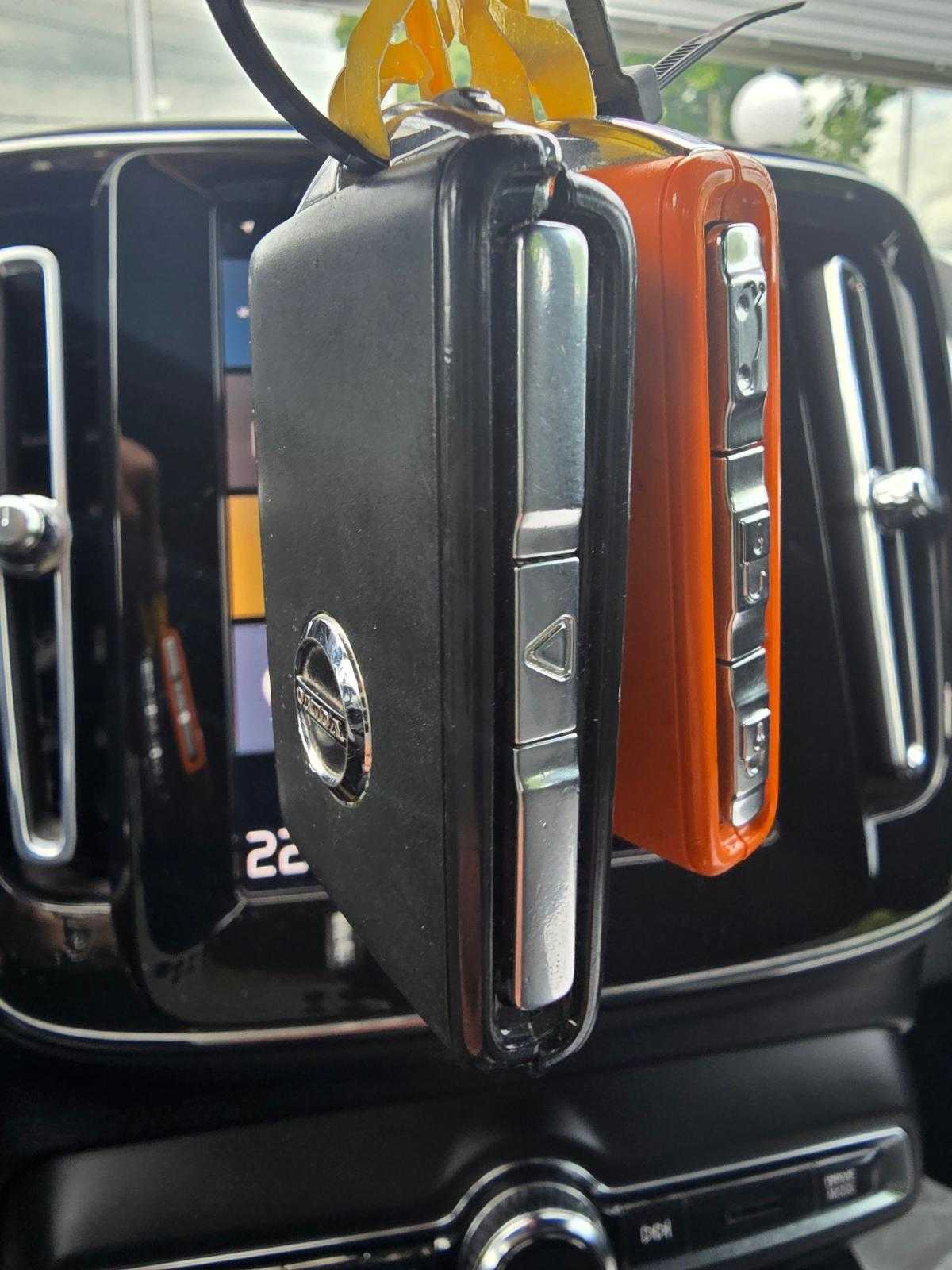 volvo-xc40-2021-hibrido-a-gasolina-1477cc