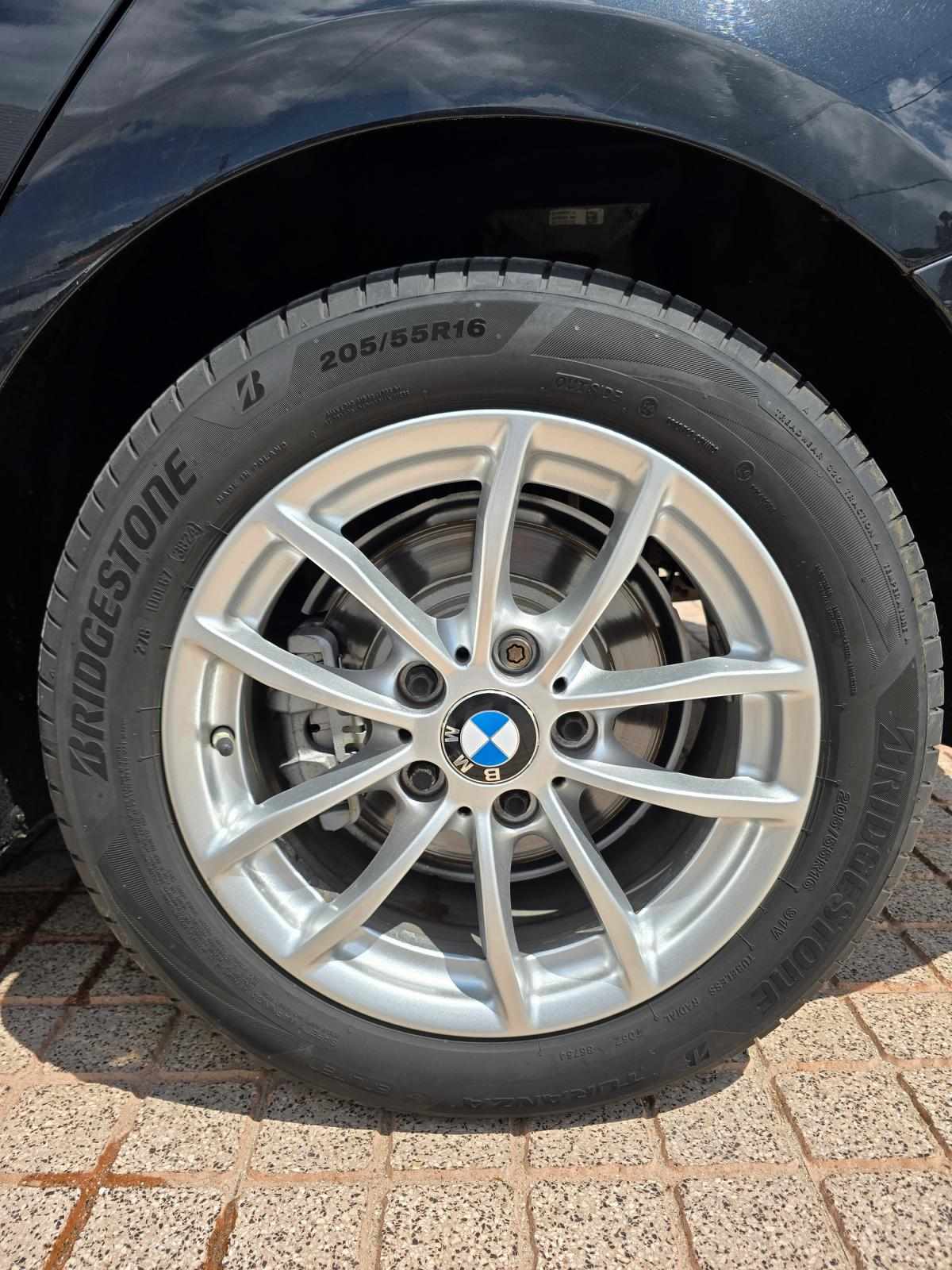 bmw-serie-1-2018-diesel-1496cc