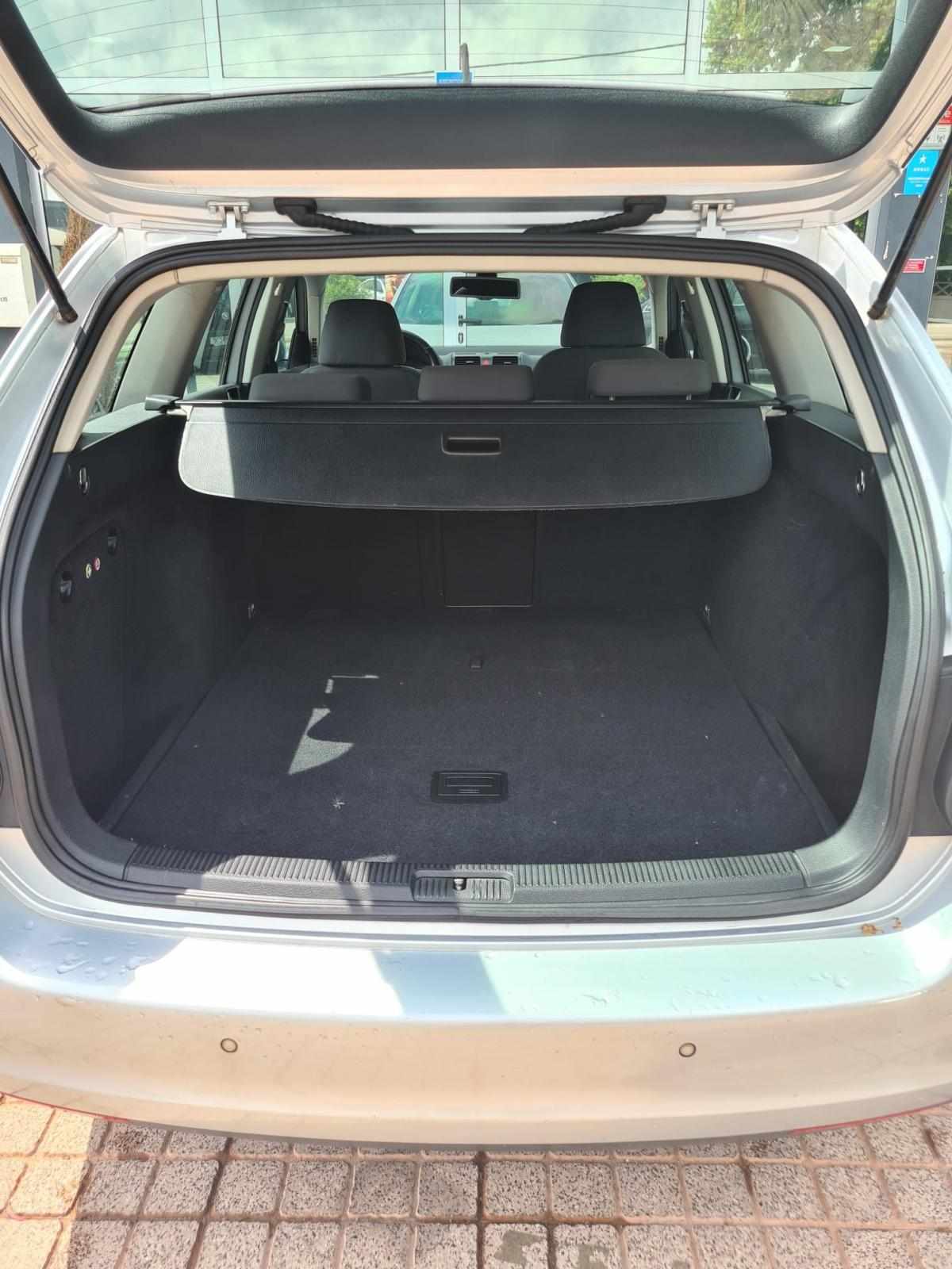 volkswagen-golf-variant-2008-diesel-1896cc