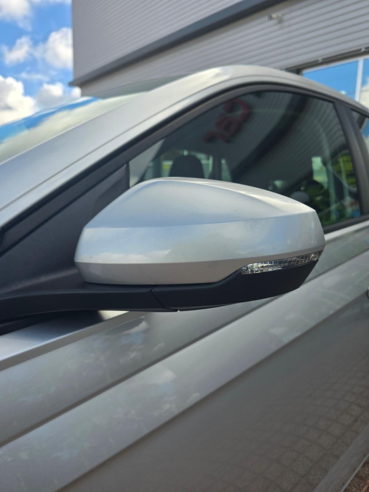 volkswagen-polo-2019-diesel-1598cc