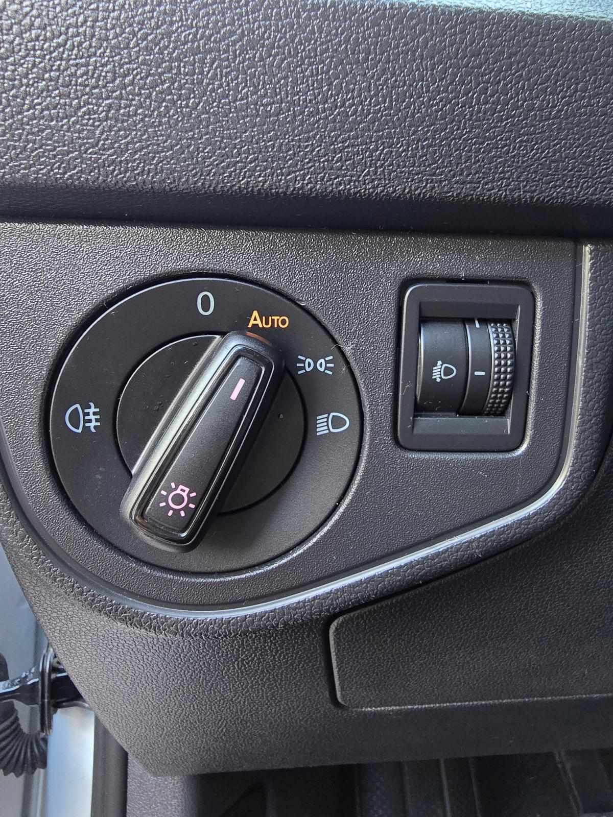 volkswagen-polo-2019-diesel-1598cc