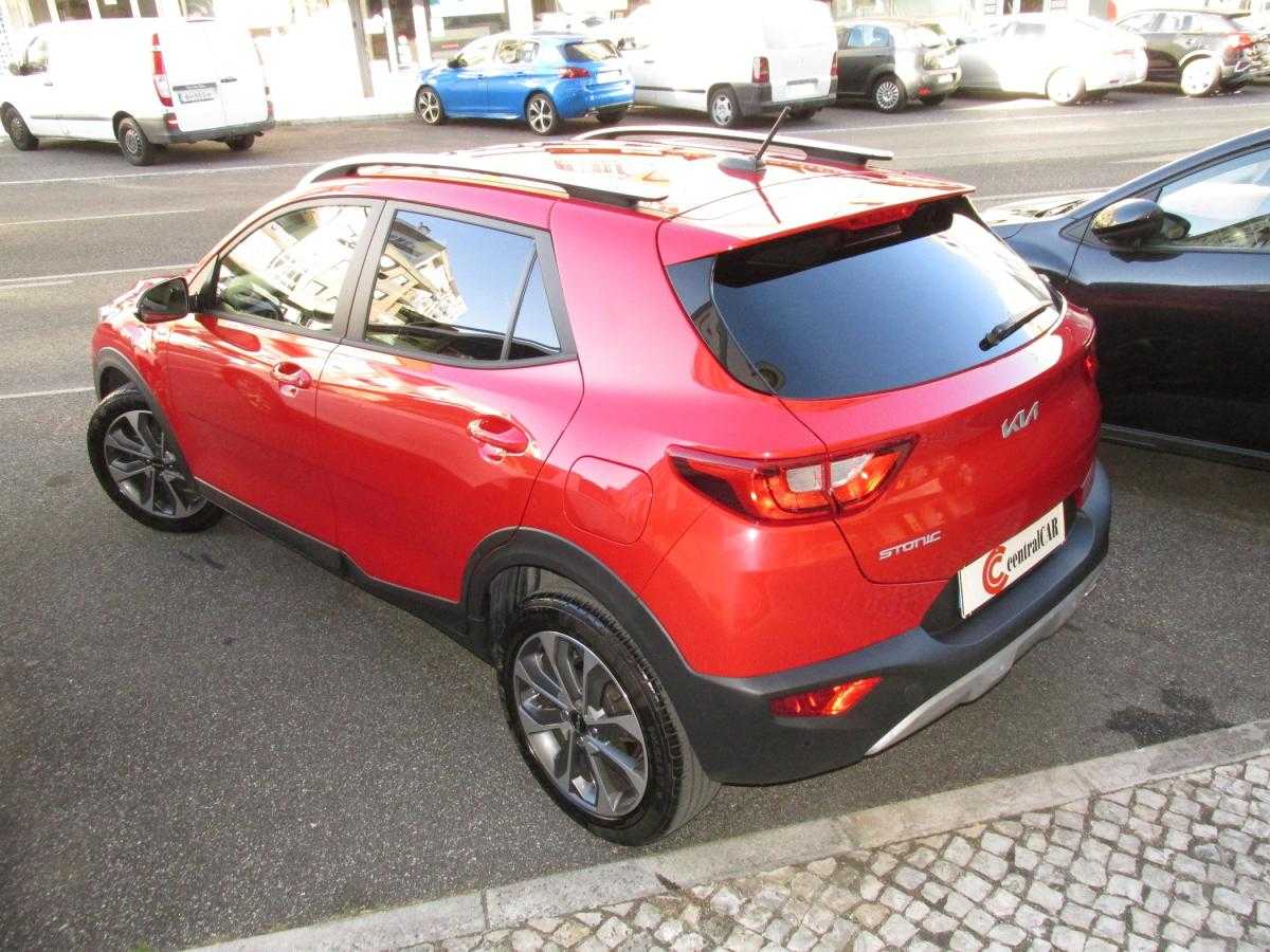 kia-stonic-2023-gasolina-998cc