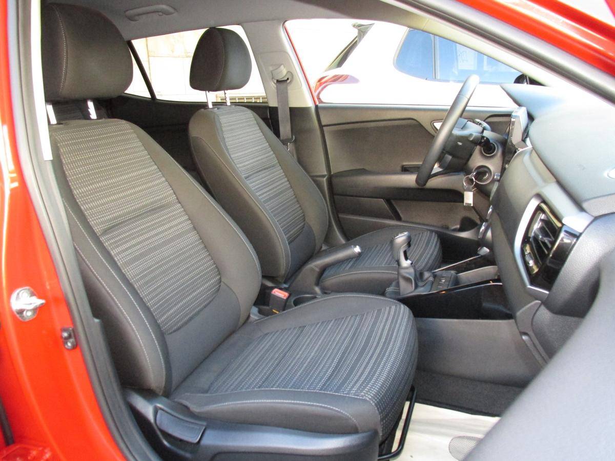 kia-stonic-2023-gasolina-998cc