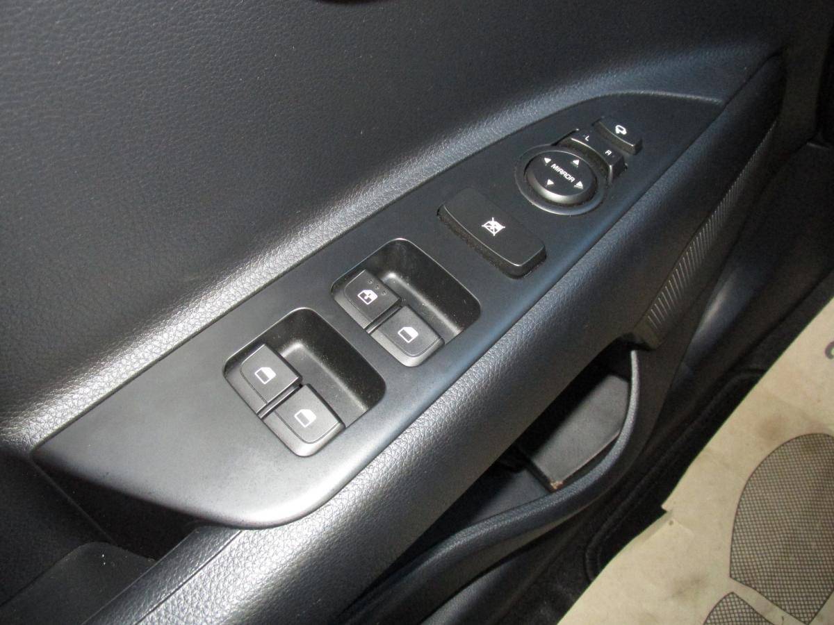 kia-stonic-2023-gasolina-998cc
