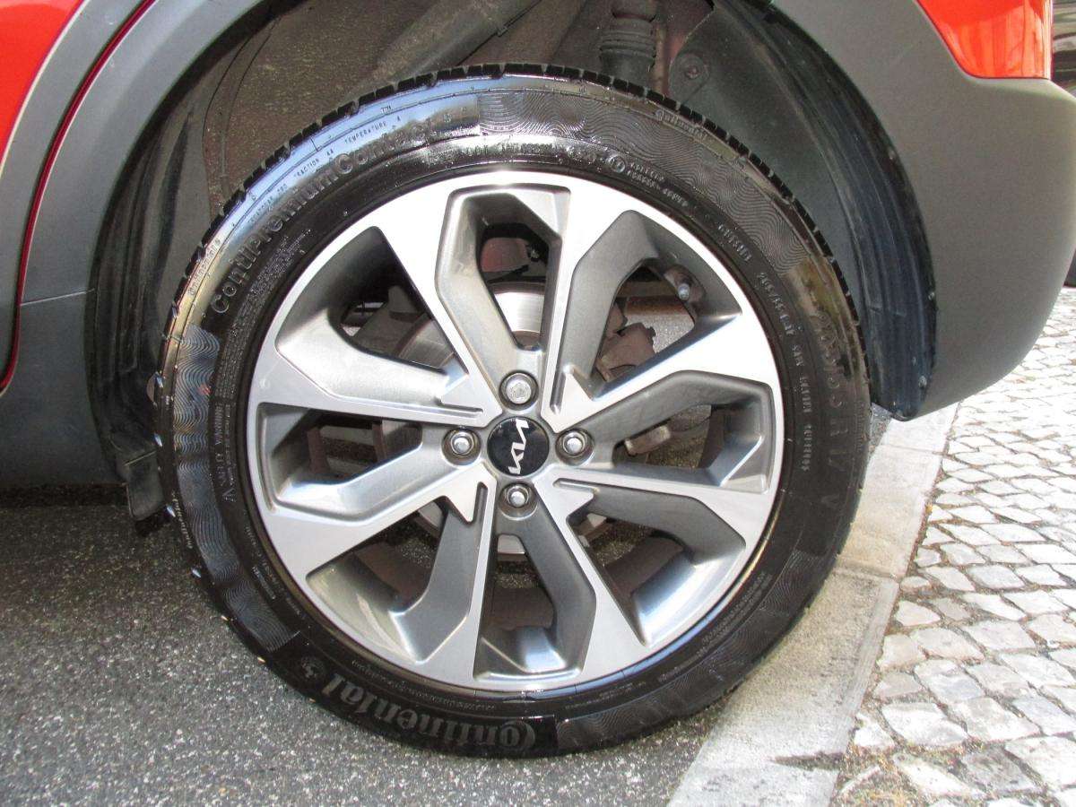 kia-stonic-2023-gasolina-998cc