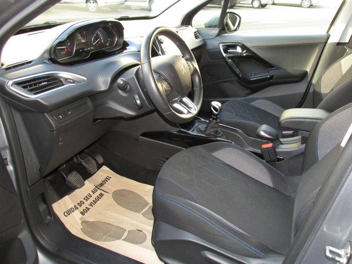 peugeot-2008-2019-gasolina-1199cc