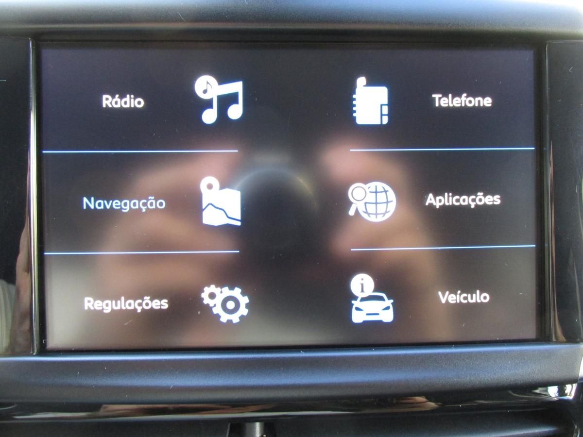 peugeot-2008-2019-gasolina-1199cc