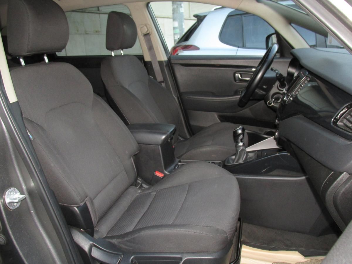 kia-carens-2016-diesel-1685cc