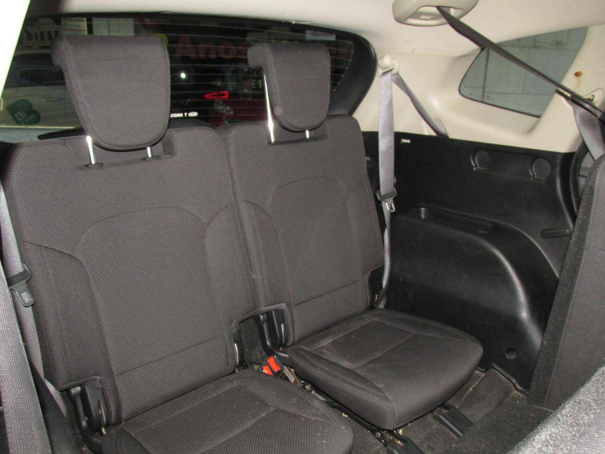 kia-carens-2016-diesel-1685cc