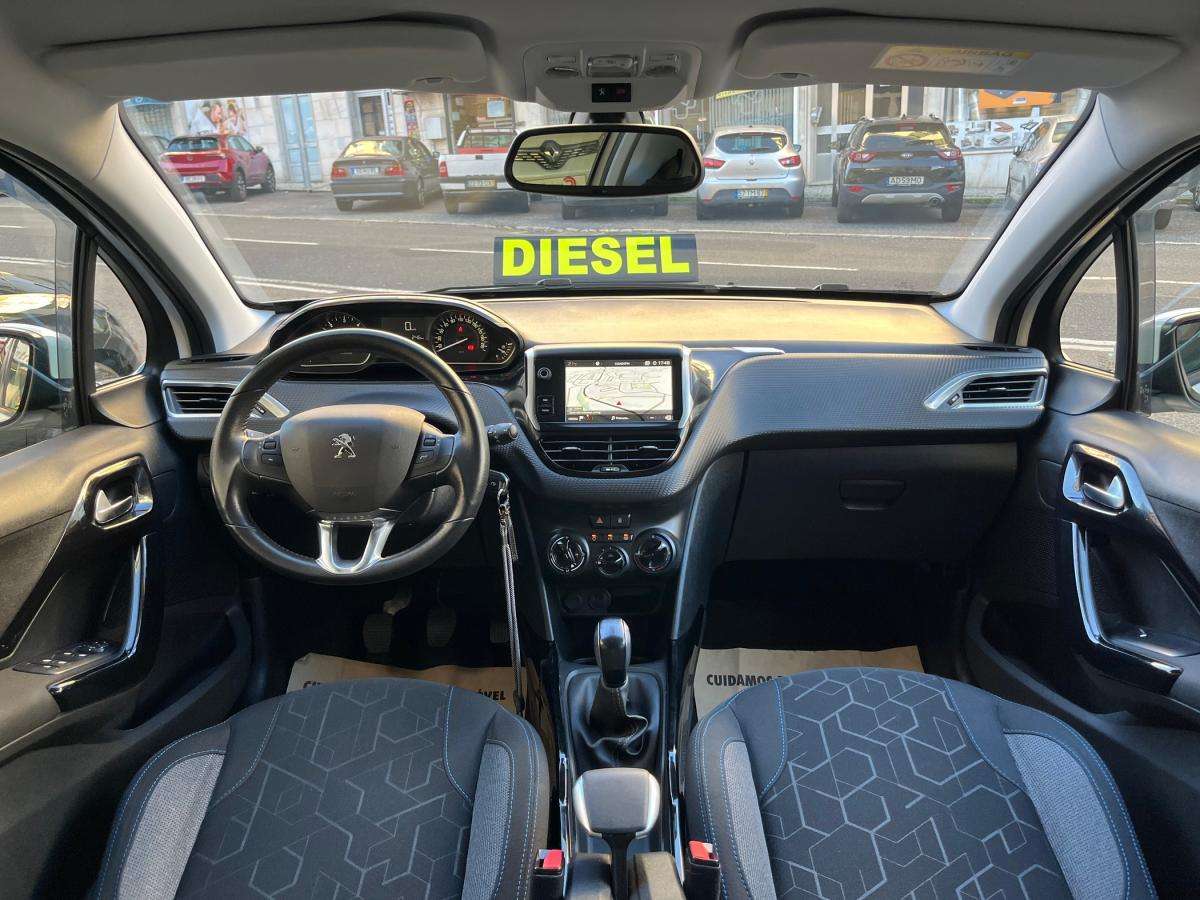 peugeot-2008-2019-diesel-1499cc