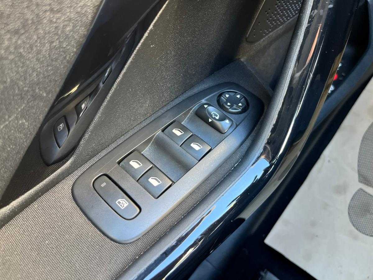peugeot-2008-2019-diesel-1499cc