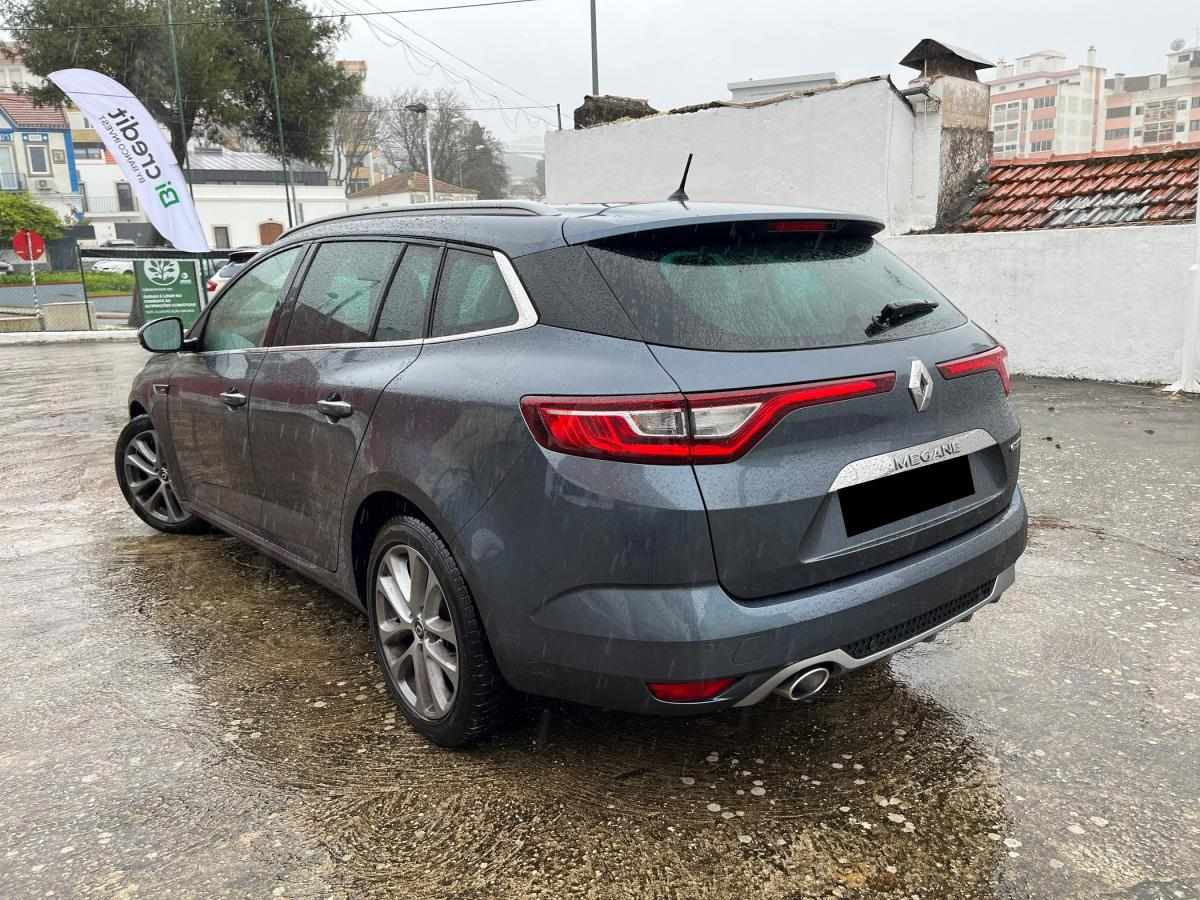 renault-megane-sport-tourer-2019-diesel-1461cc
