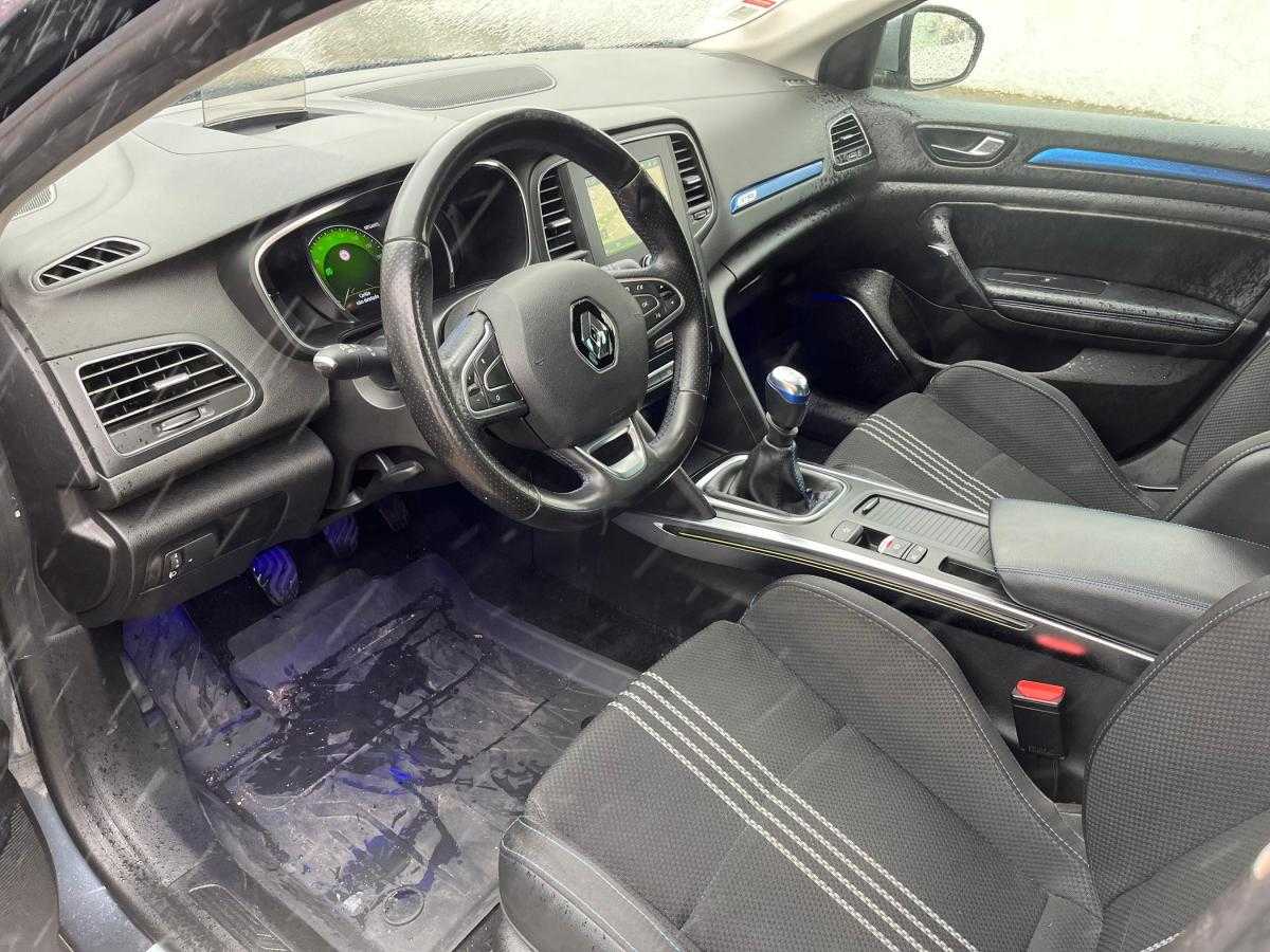 renault-megane-sport-tourer-2019-diesel-1461cc