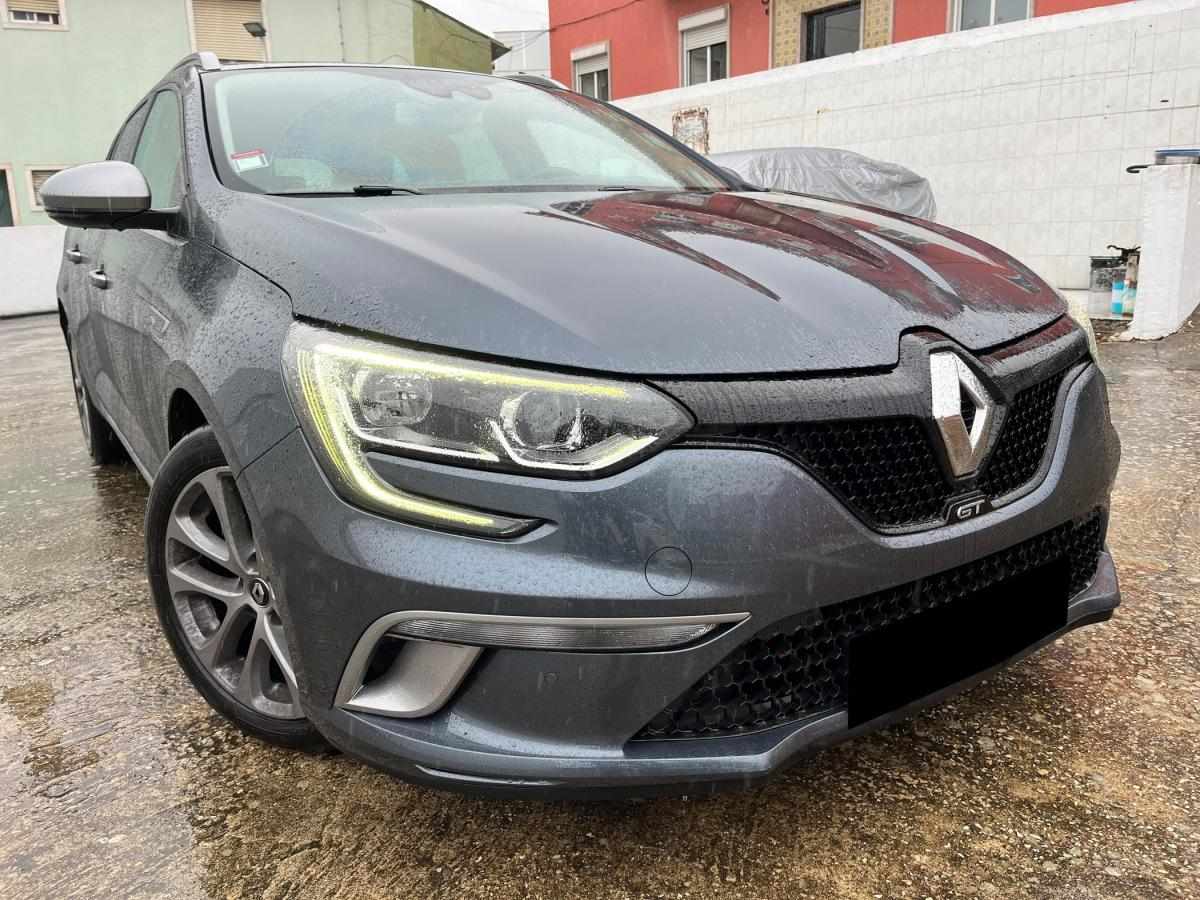 renault-megane-sport-tourer-2019-diesel-1461cc