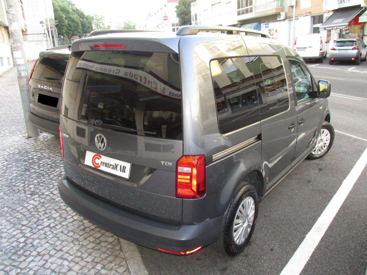 volkswagen-caddy-2016-diesel-1968cc