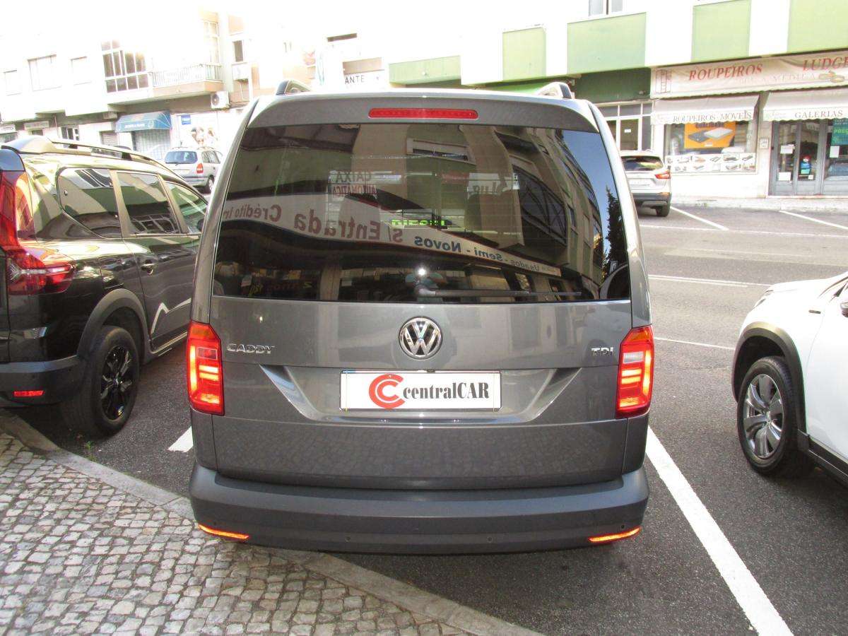 volkswagen-caddy-2016-diesel-1968cc