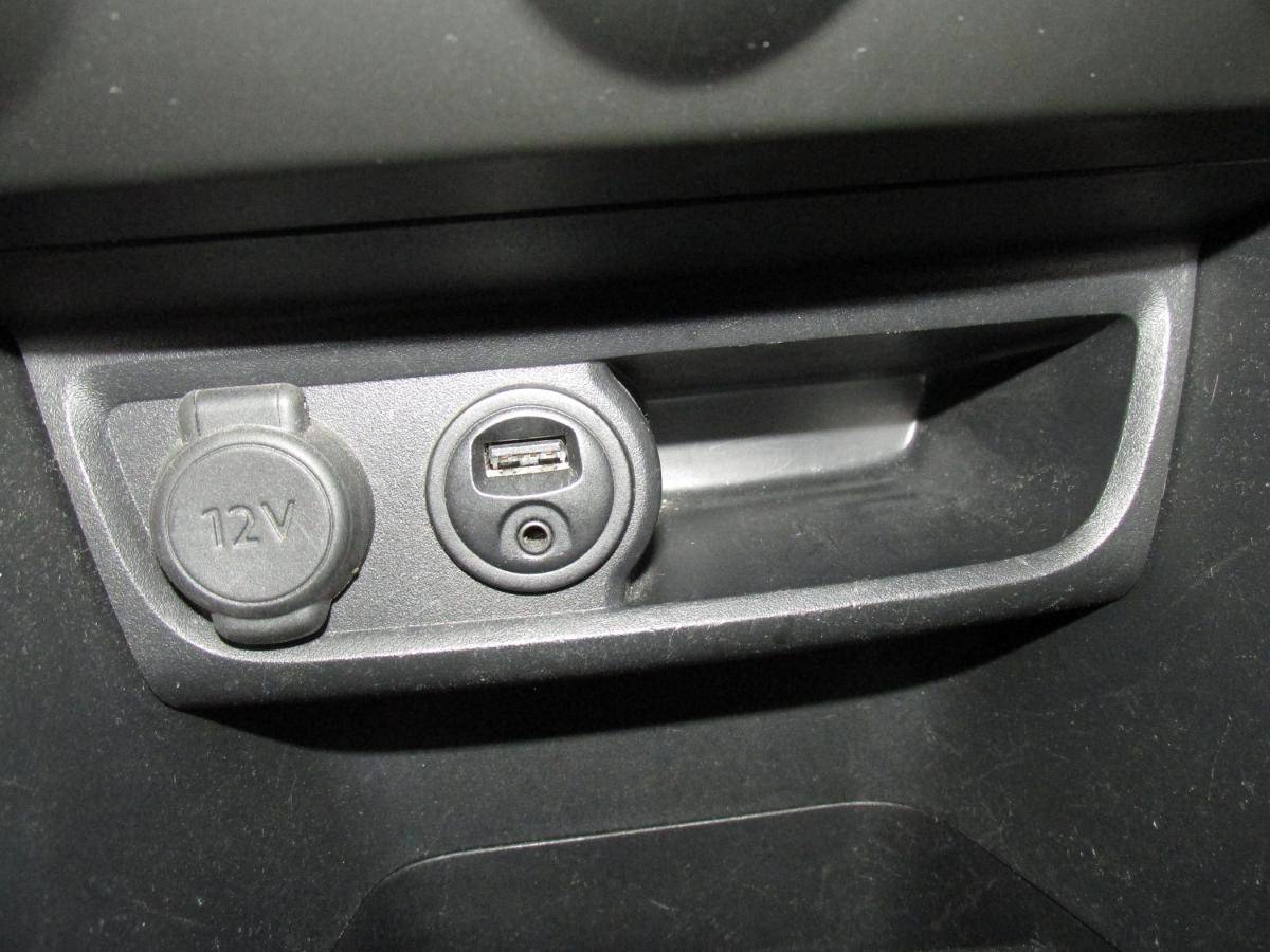 peugeot-208-2016-diesel-1560cc