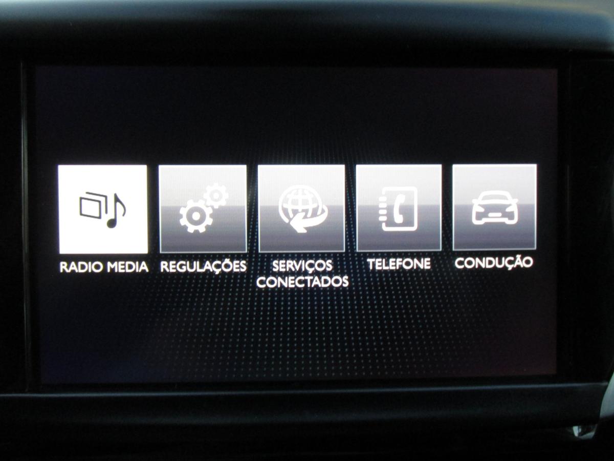 peugeot-208-2016-diesel-1560cc