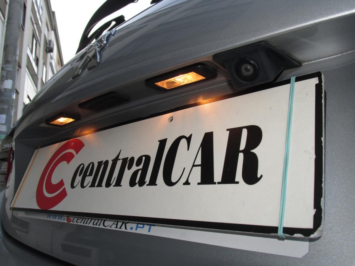 peugeot-208-2016-diesel-1560cc