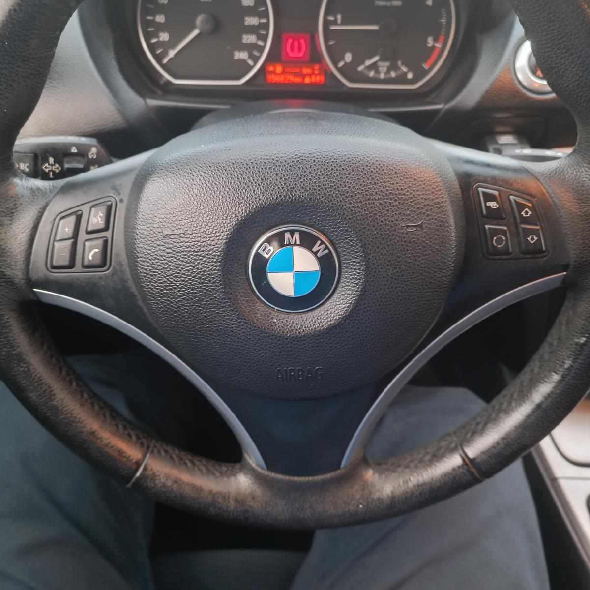 bmw-serie-1-116d-2010-diesel-1995cc