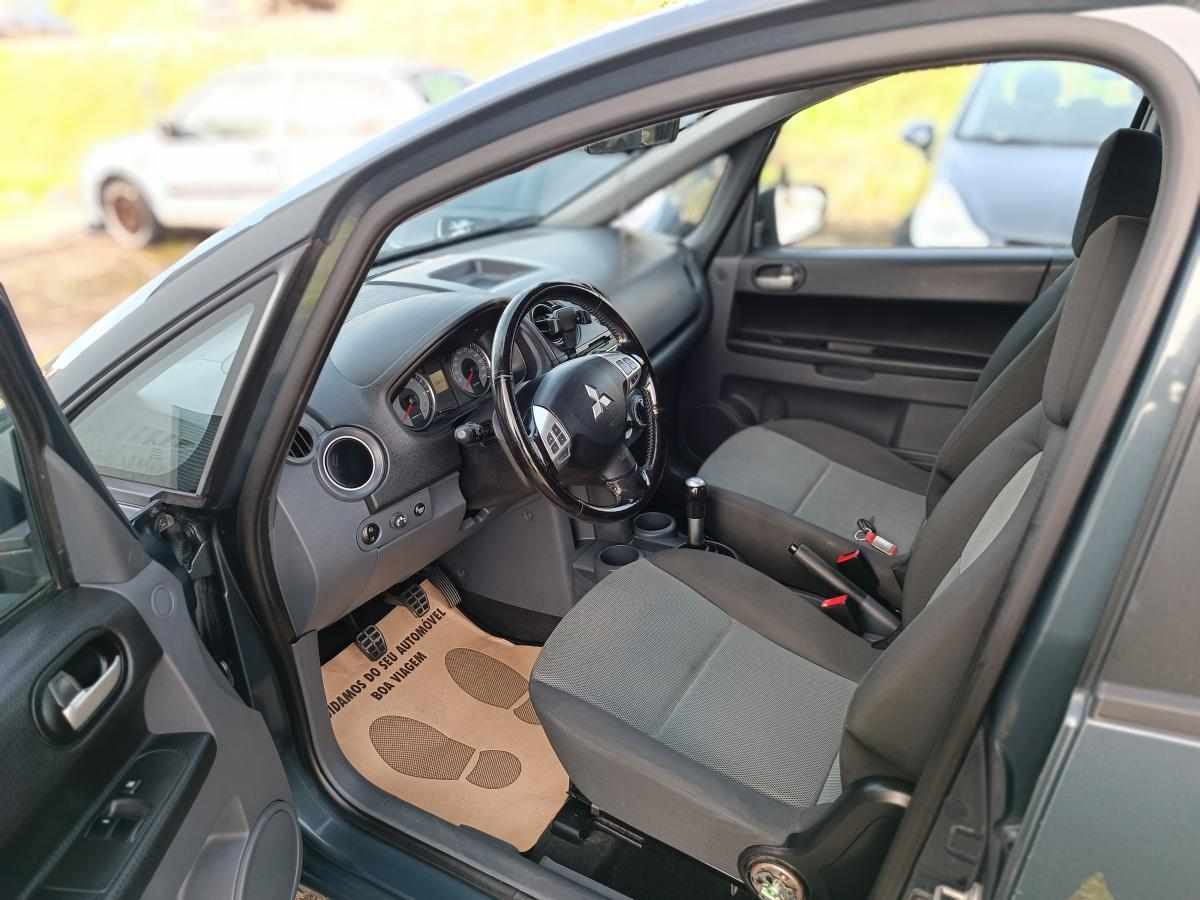 mitsubishi-colt-1-3-mpi-2011-gasolina-1332cc