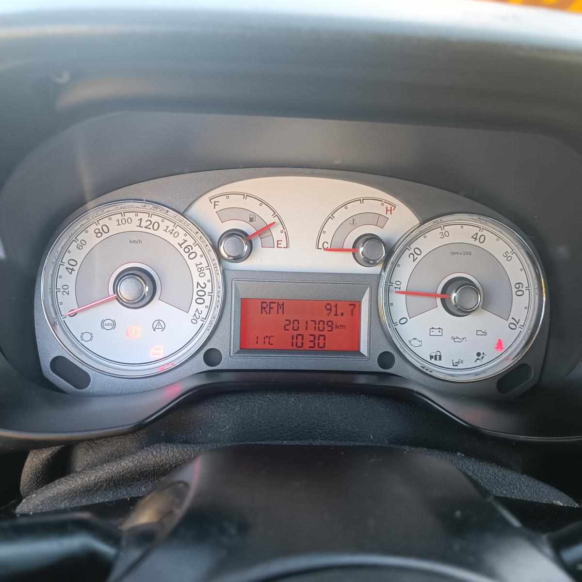 fiat-linea-1-3-multijet-dpf-2009-diesel-1248cc