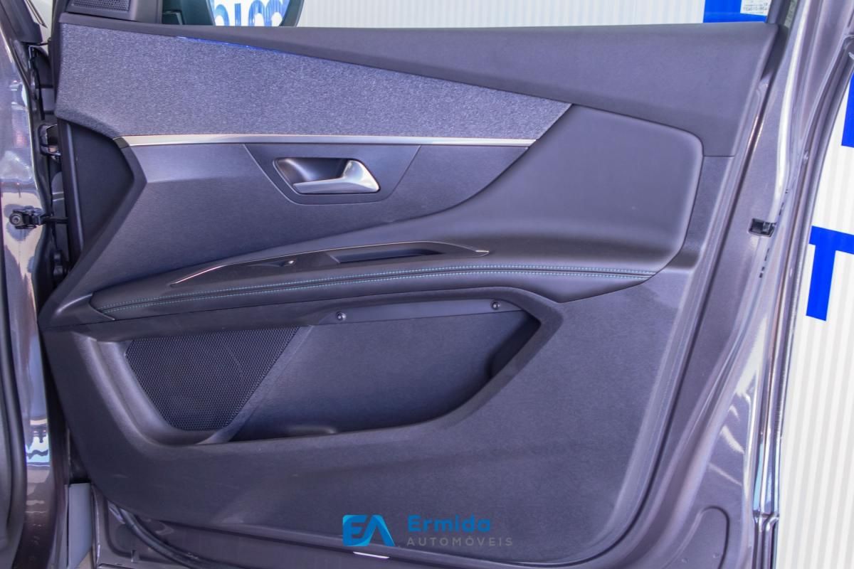 peugeot-3008-2022-hibrido-a-gasolina-1598cc