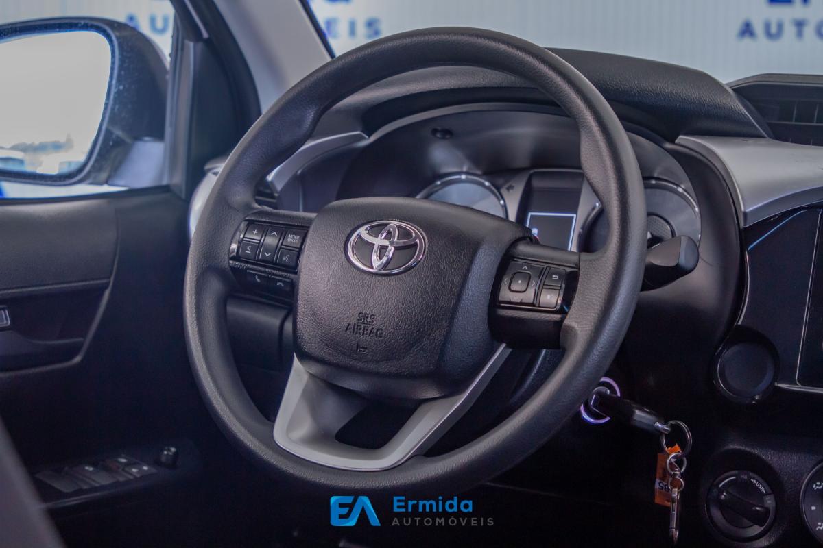 toyota-hilux-2023-diesel-2393cc