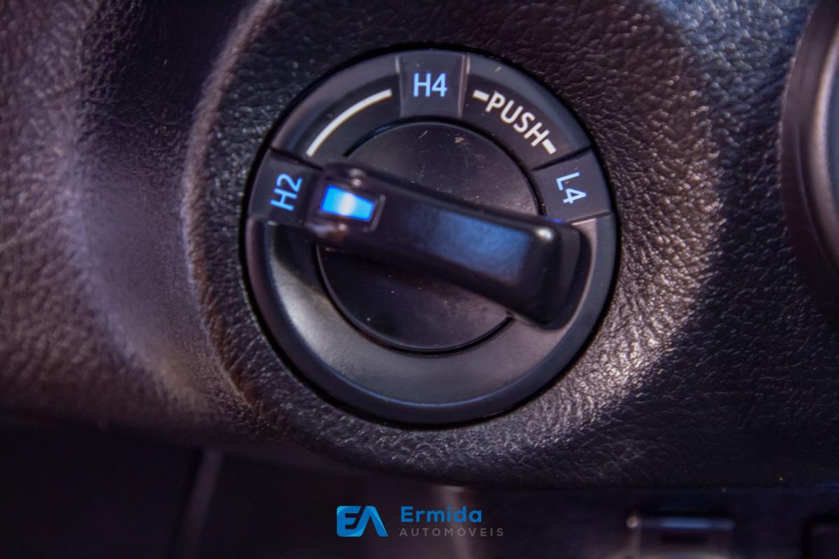 toyota-hilux-2023-diesel-2393cc