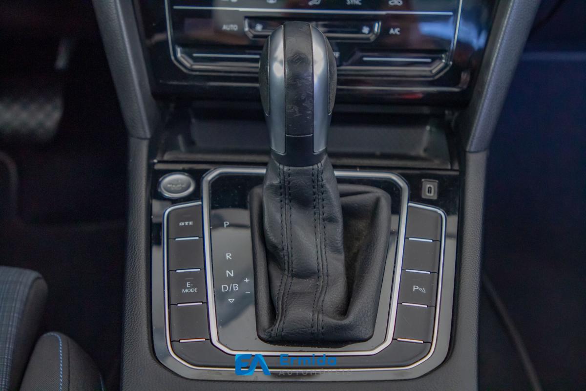 volkswagen-passat-variant-2020-hibrido-a-gasolina-1395cc